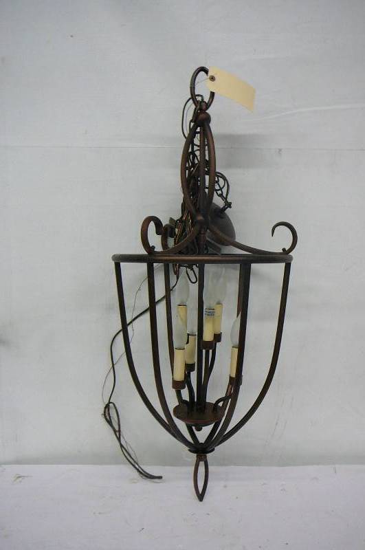 lot 39 image: Hanging Lamp