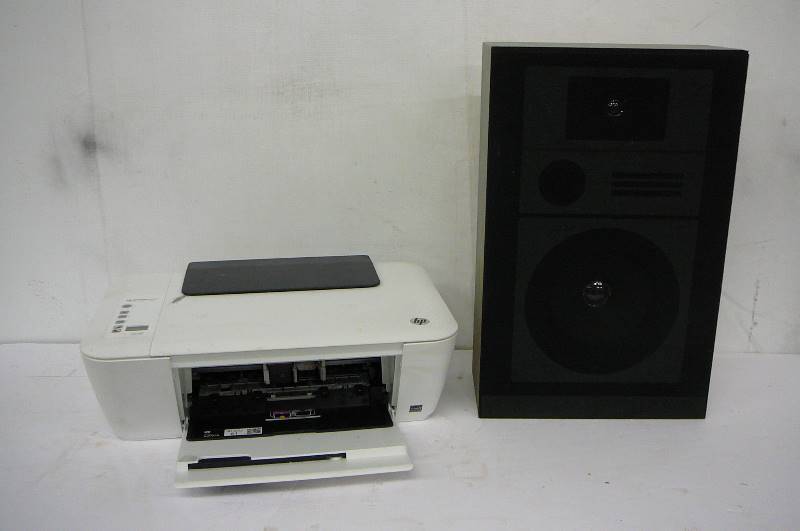 lot 50 image: Hp Deskjet 2542 & Speaker