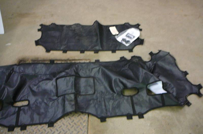 lot 108 image: Chevy Pickup Winter Front 2002 Grill Cover
