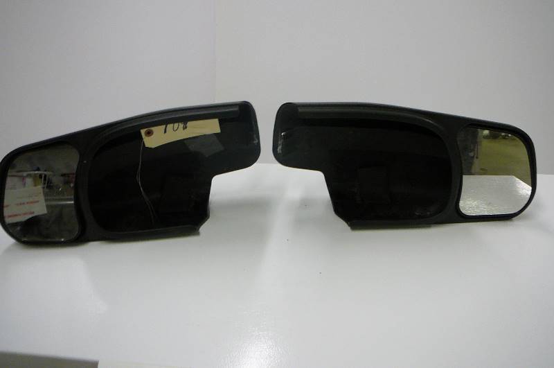 lot 109 image: Chevy Pickup Mirror Extension 2002