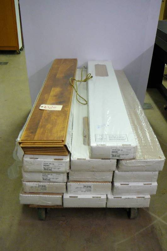 lot 66 image: Nature form Plank Flooring Carolina Barn Oak 14 NEW Boxes