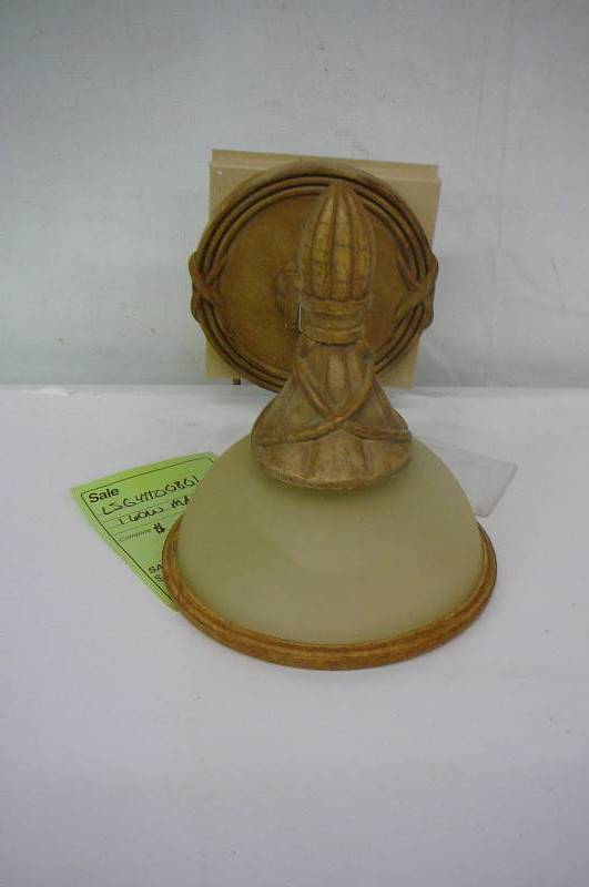 lot 71 image: Light Fixture Sea Gull