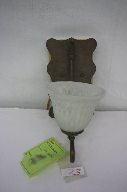 lot 73 image: Light Fixture