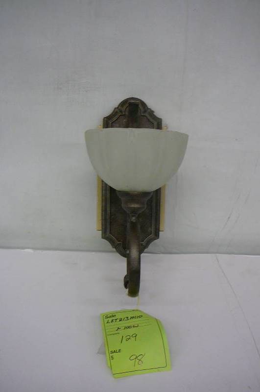 lot 78 image: Light Fixture Kalco