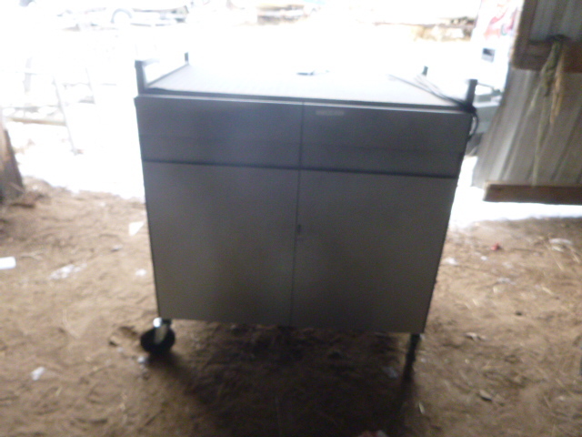lot 15 image: Audio Cart