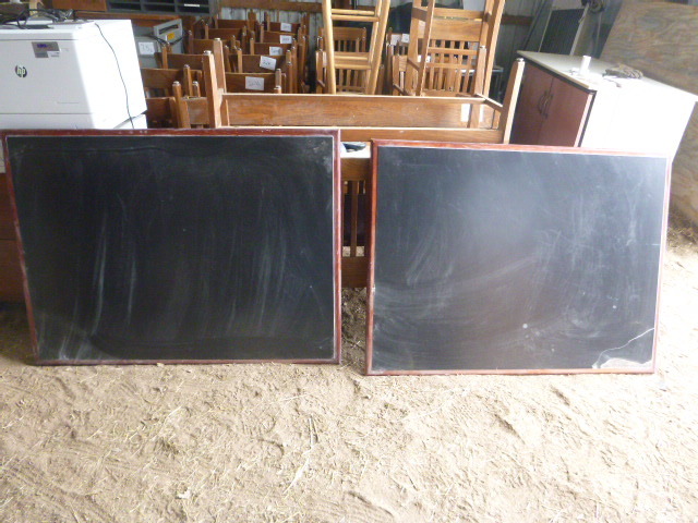 lot 39 image: 2 Table Tops