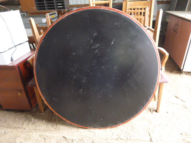 lot 43 image: Round Table Top