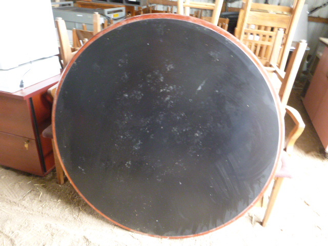 lot 45 image: Round Table Top