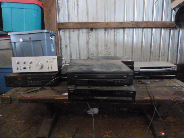lot 61 image: Miscellaneous Electronics