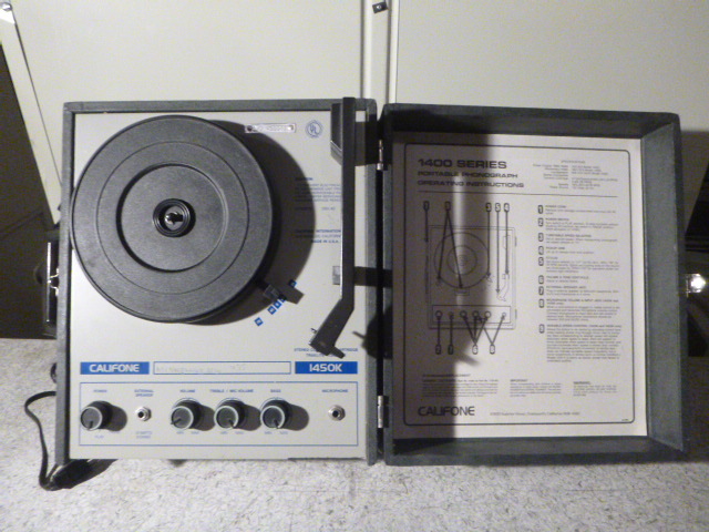 lot 94 image: Califone Record Player