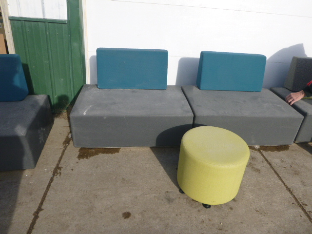 lot 120 image: 2 Small Seating Couches with Ottoman