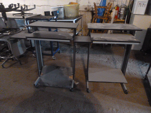 lot 124 image: 2 Media Carts