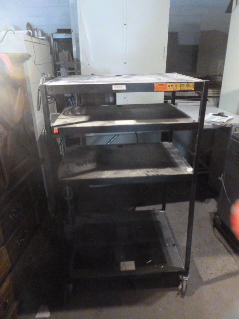 lot 125 image: Media Cart