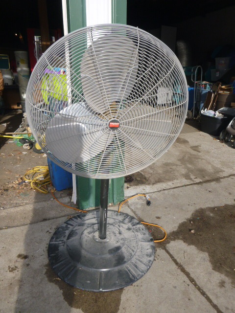 lot 2 image: Dayton Air Circulating Fan