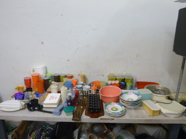 lot 188 image: Miscellaneous Kitchen Items