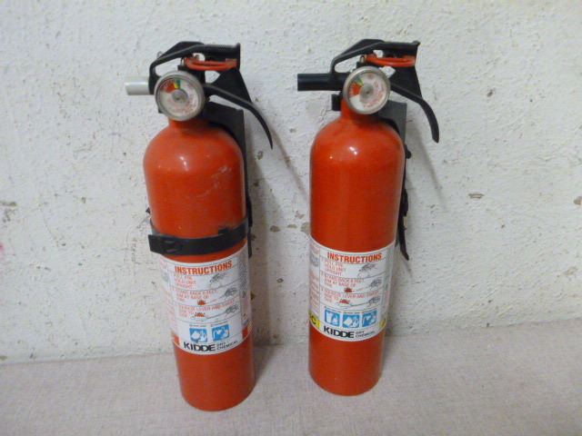 lot 196 image: 2 Kidee Fire Extinguishers