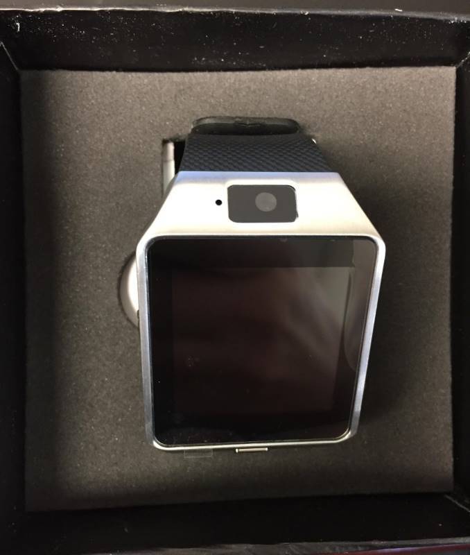 lot 13 image: New DZ09 bluetooth smart watch, with camera and sim card slot-  Silver