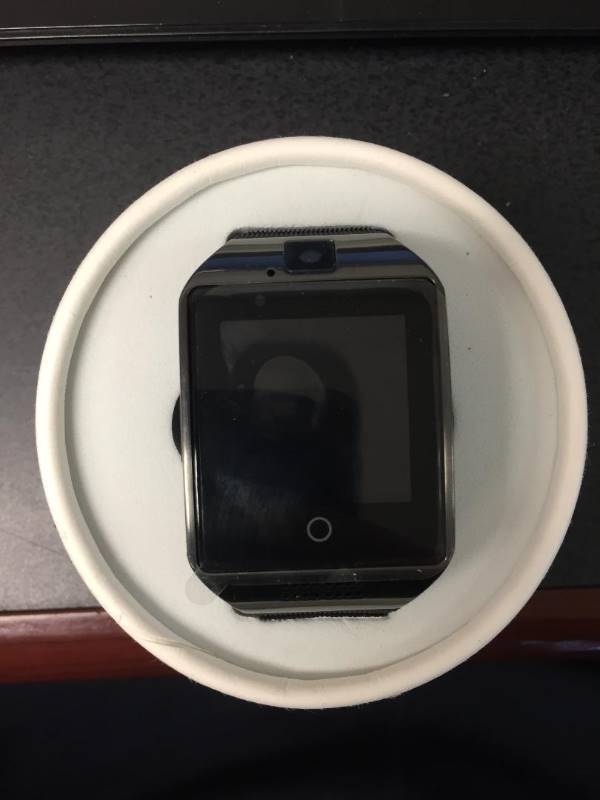 lot 16 image: New Q18 Bluetooth Smart Wrist Watch with Camera - Black