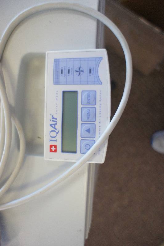lot 66 image: IQ air health pro series air purifier
