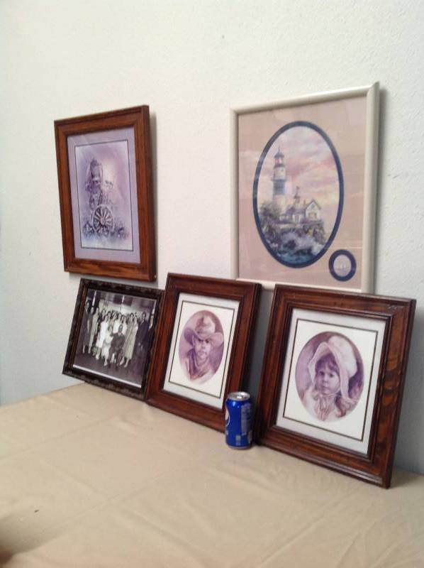 lot 4 image: 5 Vintage wooden framed artworks Vel Miller