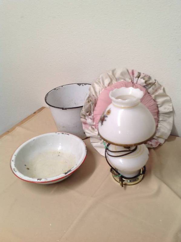 lot 13 image: 2 porcelain containers, pillow and vintage lamp