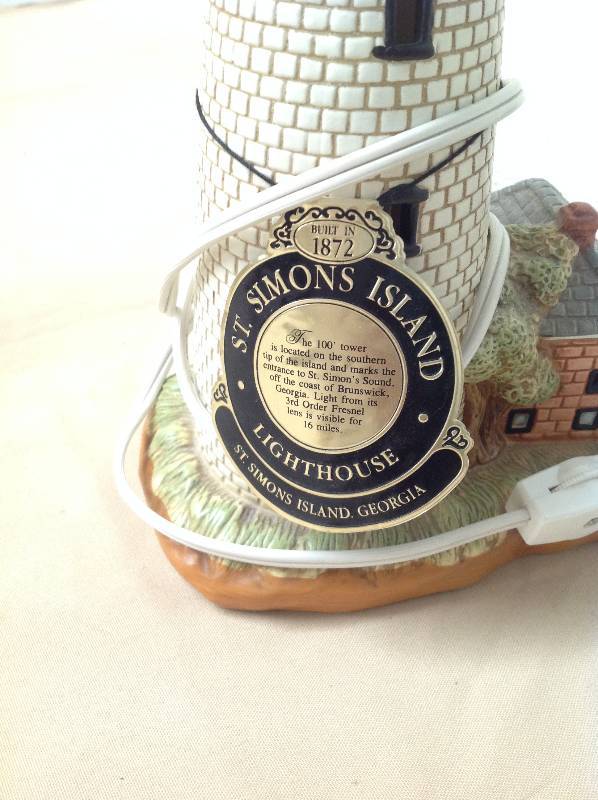 lot 15 image: Historic America Lighthouse Collection - Leftons - Saint Simons Island