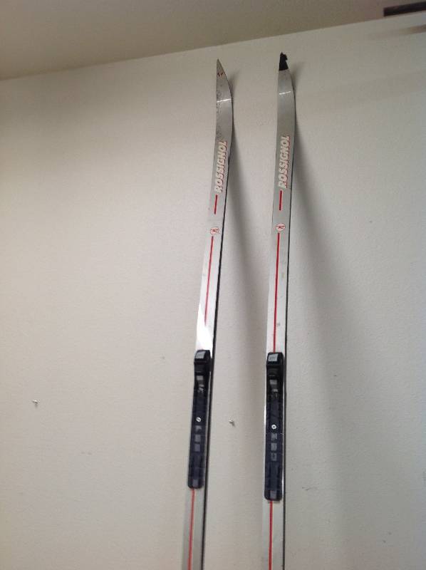 lot 72 image: Skis - Tour Lite - Rossignol, Normark Skis -Three Pair