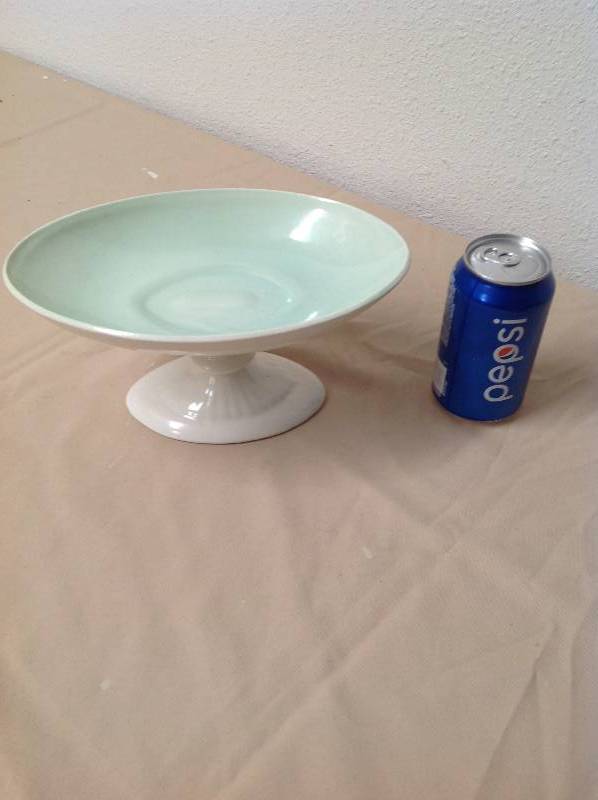 lot 46 image: Red Wing Dish with Stand