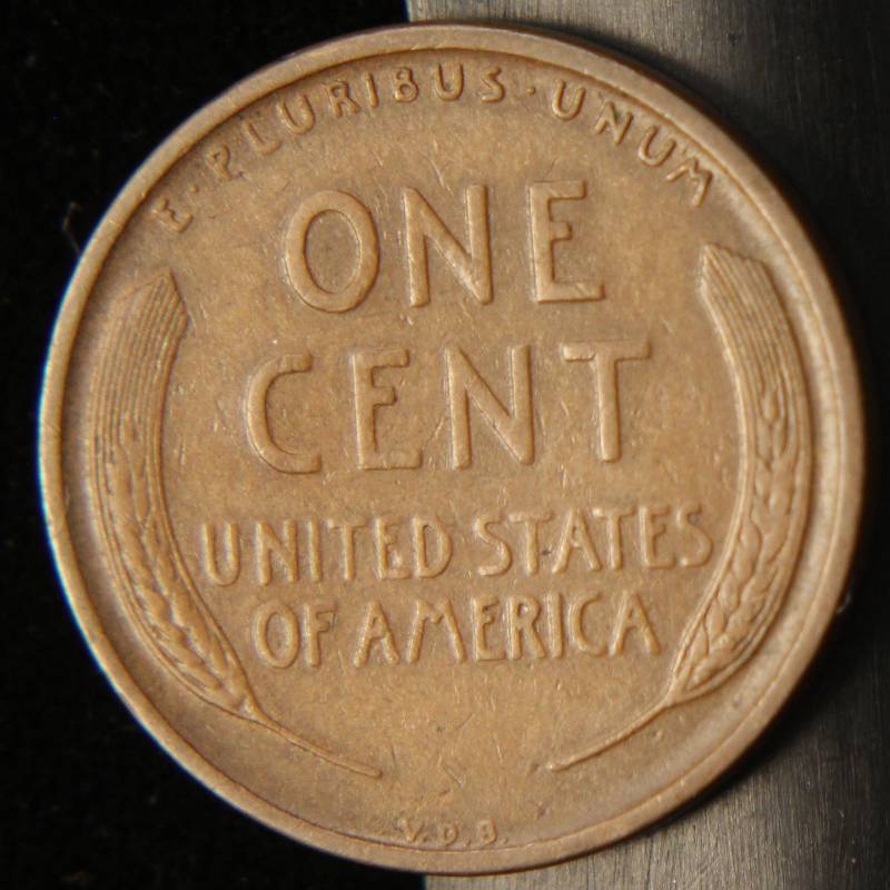lot 06 image: 1909 VDB WHEAT CENT BETTER DATE COIN