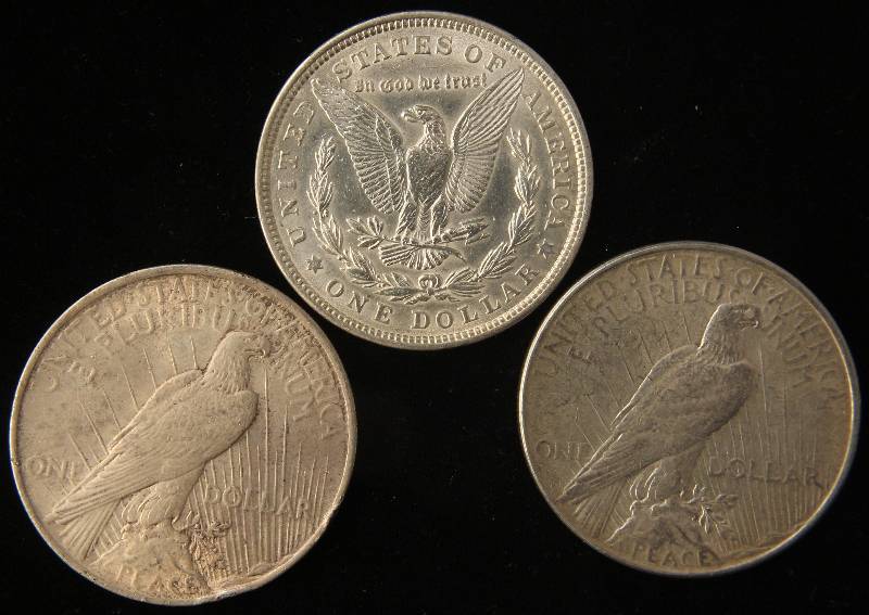 lot 68 image: 3 SILVER DOLLARS 1921 MORGAN, 1922, 1923 PEACE VF-XF