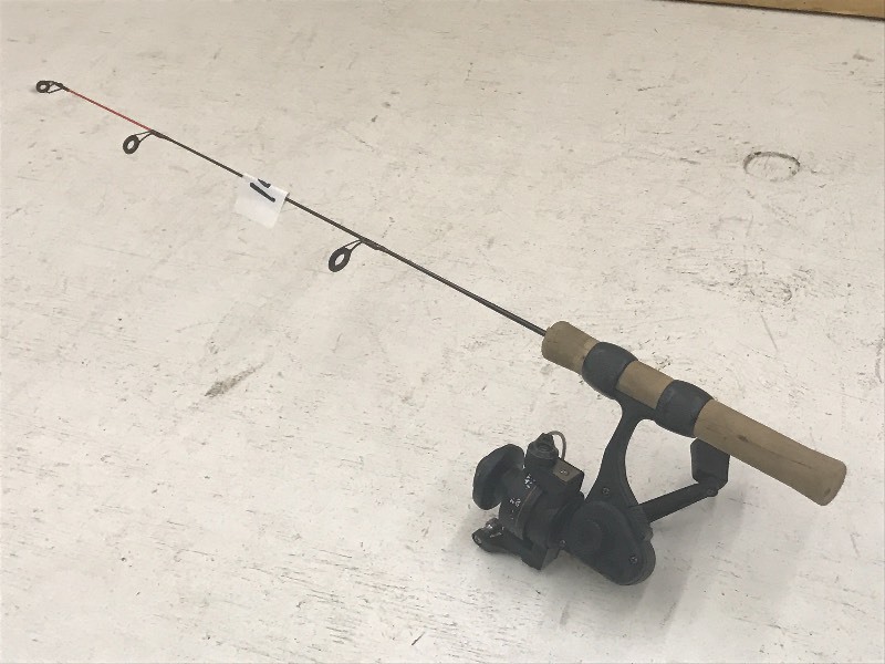 Quantum Ice Rod & Reel