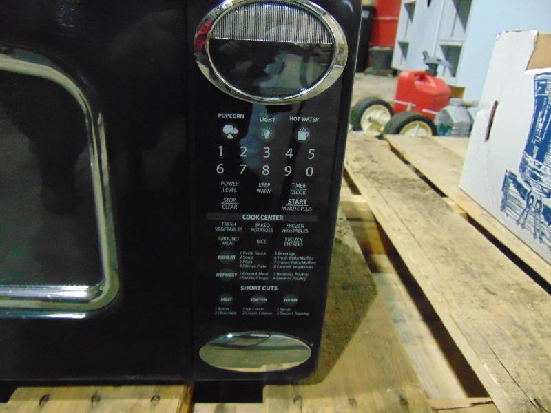 lot 36 image: Sharp Household Microwave