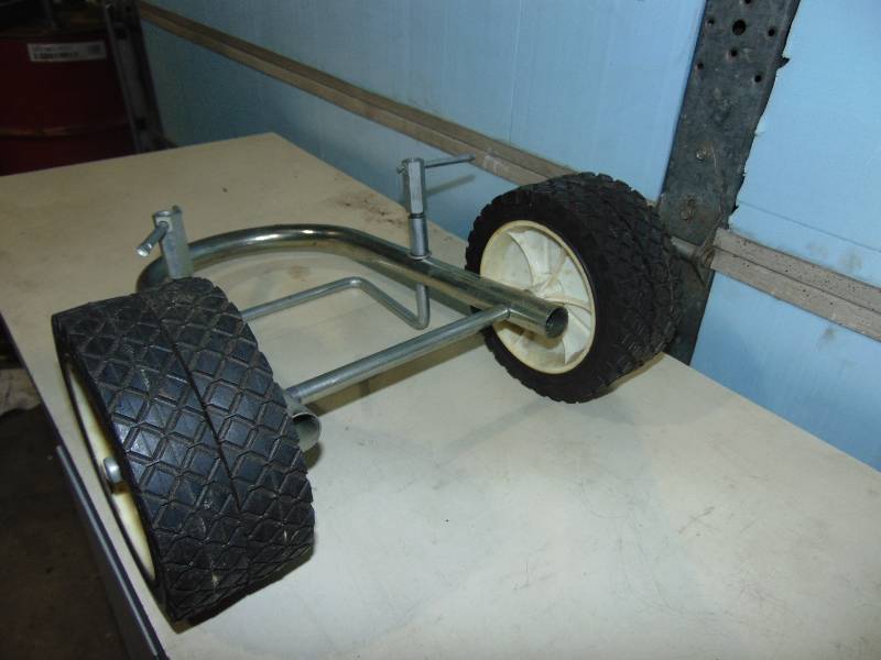 lot 47 image: Versatile Dolly