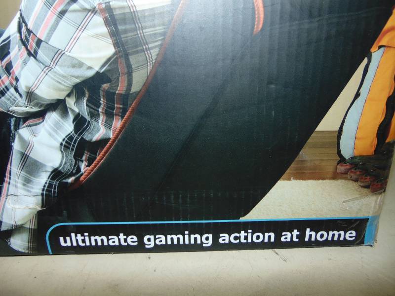lot 69 image: Foldable Gaming Chair