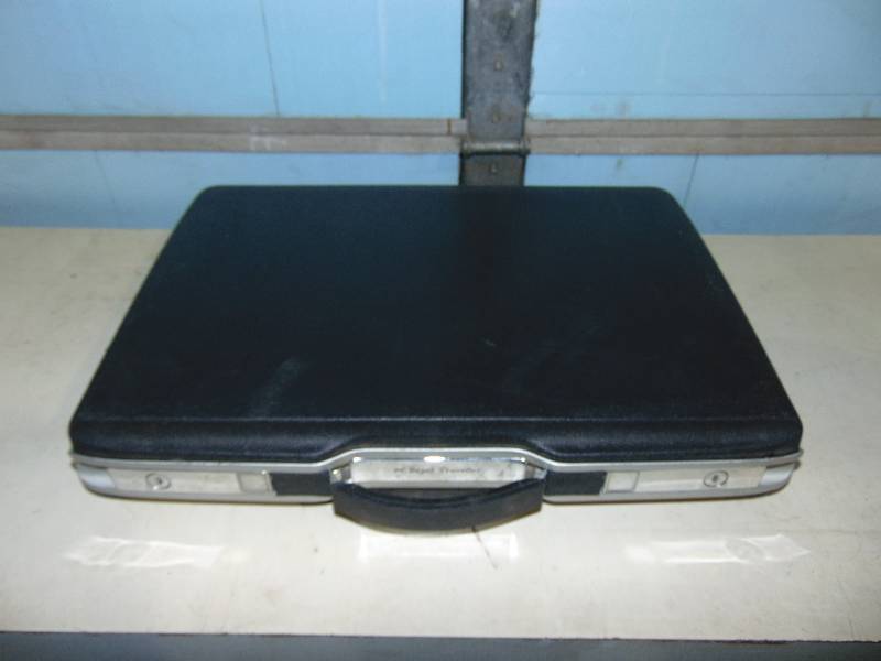 lot 93 image: Royal Traveler Hard Shell Brief Case