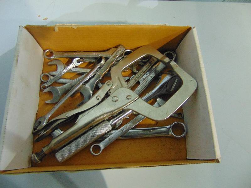 lot 124 image: Misc Lot of Tools