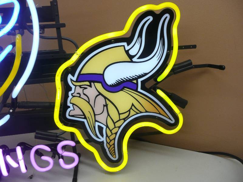 Miller Lite Minnesota Vikings Go Vikings Bar Light Lamp Neon Sign 24x20