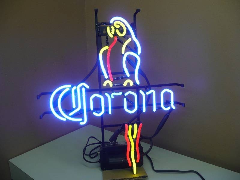 lot 3 image: NOS CORONA BEER PARROT NEON - WORKS GREAT - APPROX 22WIDE 27HIGH - SEE PICTURES