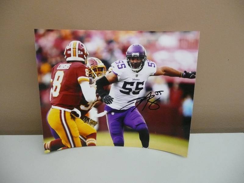 lot 24 image: 2017 AUTOGRAPHED 8 BY 10 - VIKINGS OLB ANTHONY BARR - NEW CONDITION - SOON TO BE SUPER BOWL CHAMPS - SEE PICTURES