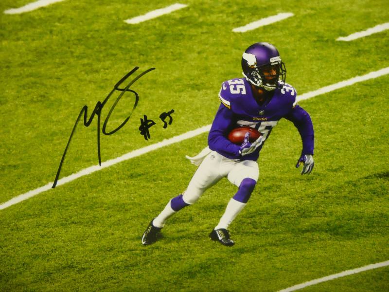 lot 28 image: 2017 AUTOGRAPHED 8 BY 10 - VIKINGS SPECIAL TEAMS SPECIALIST MARCUS SHERELS - NEW CONDITION - SOON TO BE SUPER BOWL CHAMPS - SEE PICTURES