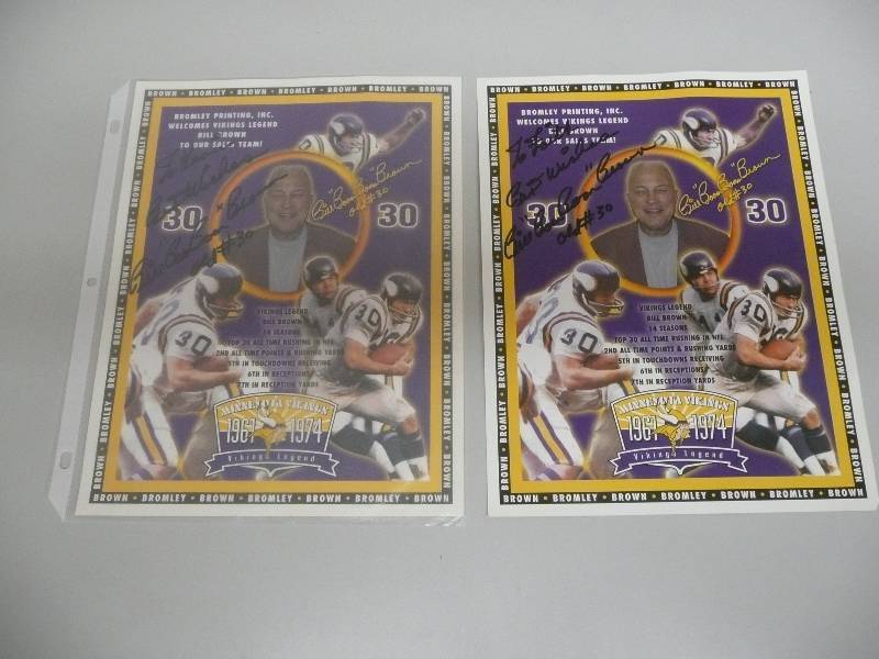 lot 34 image: 2 MINNESOTA VIKINGS OLD #30 BILL BOOM BOOM BROWN AUTOGRAPHED 8 BY 10s - SEE PICTURES