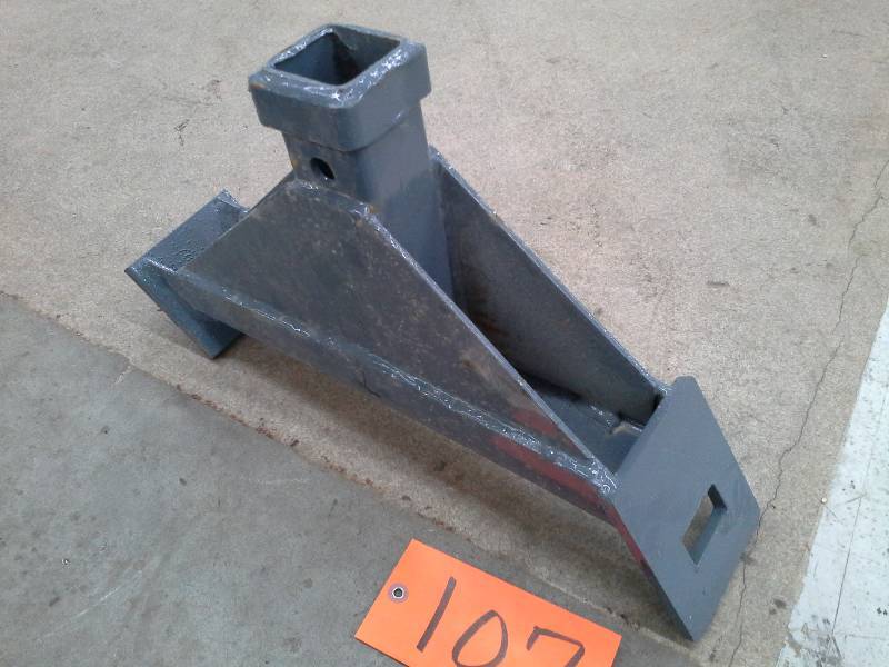 Receiver Hitch for Skid Steer Quick Attach