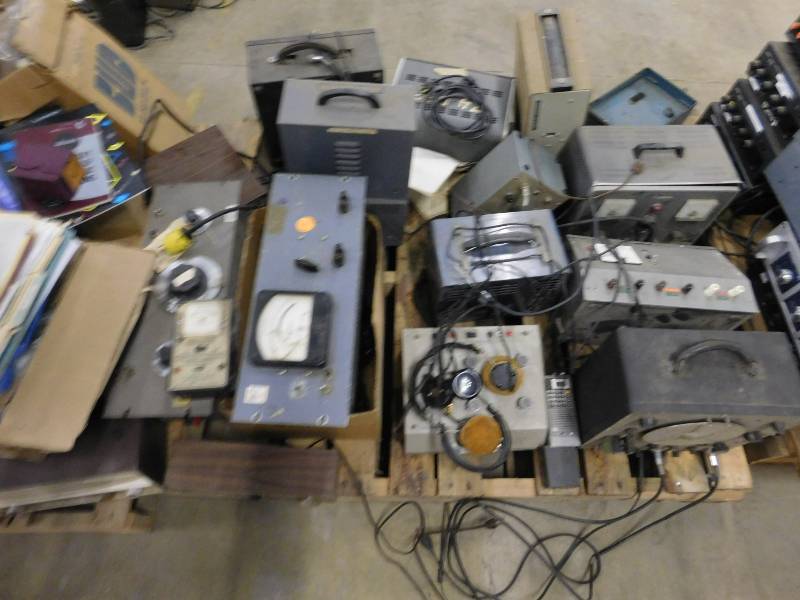 lot 5 image: Misc. Lot of Electronics