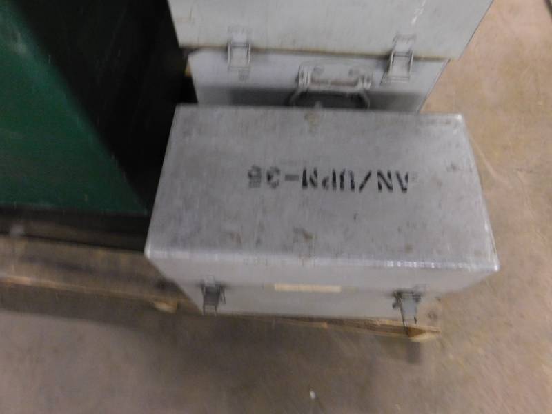 lot 9 image: Two Partial Pallets of Vintage Electronic Equipment