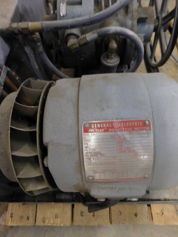 lot 34 image: General Electric Induction Motor
