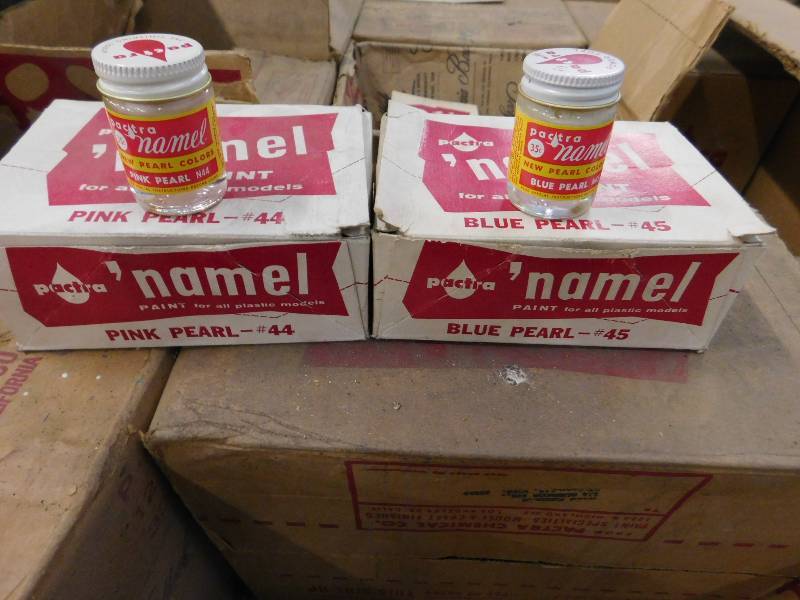 lot 48 image: Pallet Lot of Pactra Enamel Paint