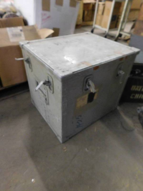 lot 52 image: Military Items