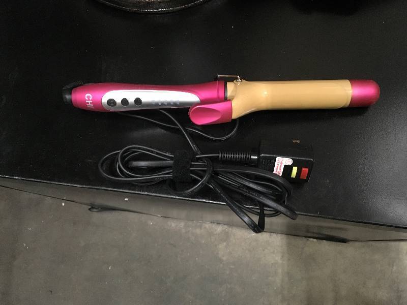lot 80 image: Chic Curling Iron in working conditions