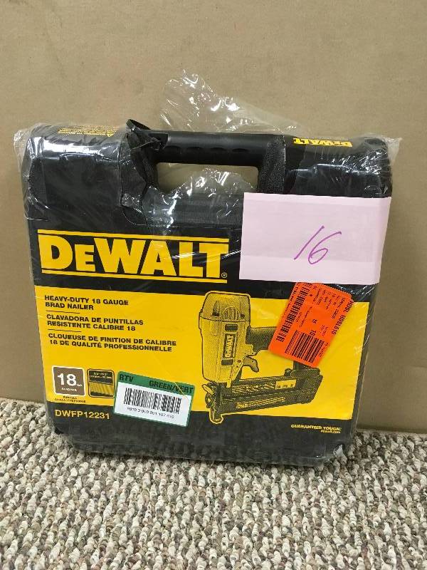 DEWALT DWFP12231 18-Gauge 2-Inch Brad Nailer Kit new