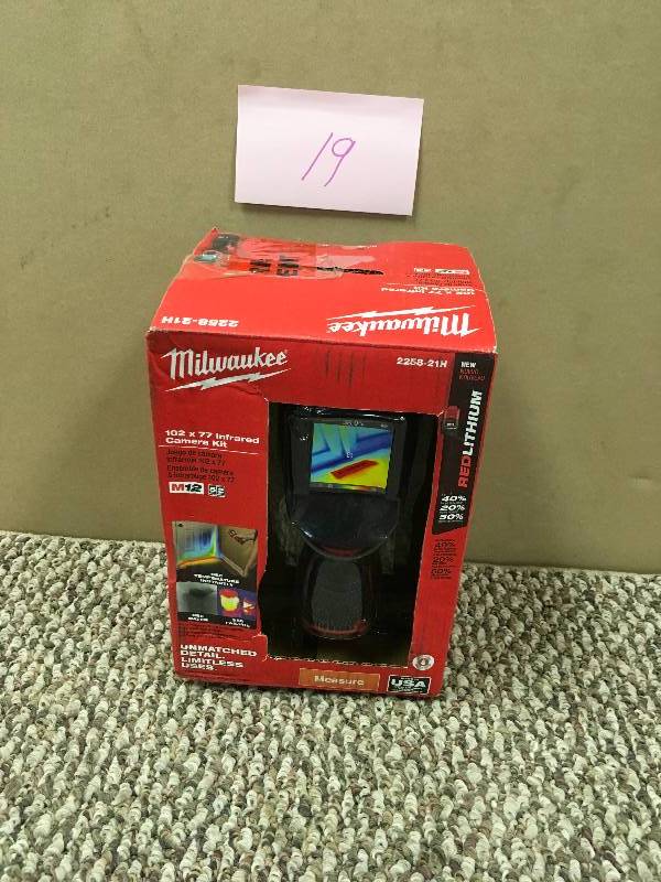 Milwaukee M12 12-Volt Lithium-Ion Cordless 102 x 77 Infrared Camera-2258-21H
